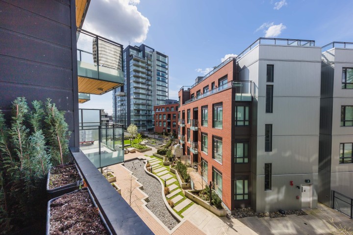 Photo 17 at 413 - 3588 Sawmill Crescent, South Marine, Vancouver East