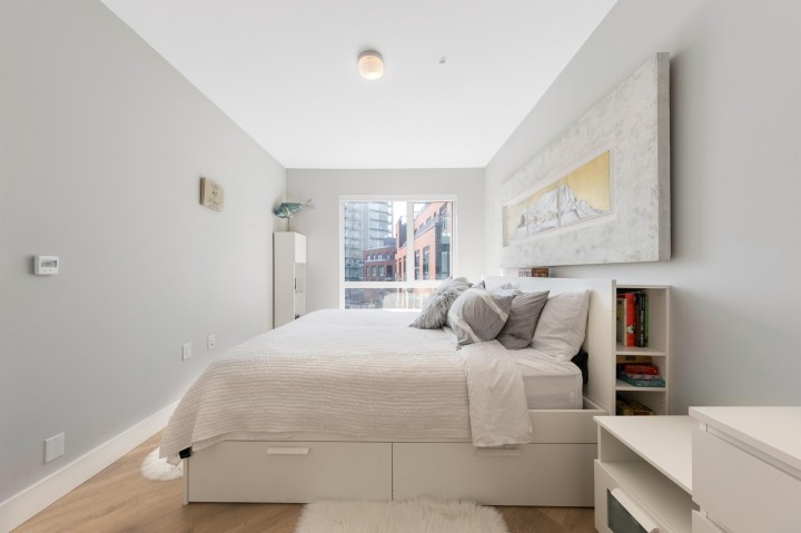 Photo 9 at 413 - 3588 Sawmill Crescent, South Marine, Vancouver East