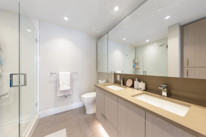 Photo 11 at 413 - 3588 Sawmill Crescent, South Marine, Vancouver East