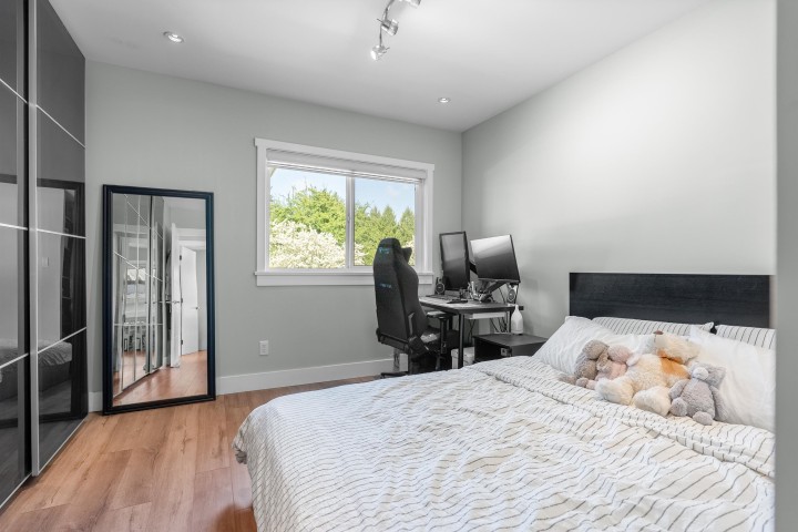 Photo 10 at 2576 E 27th Avenue, Collingwood VE, Vancouver East