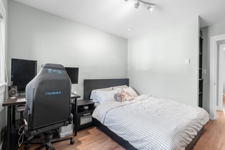 Photo 11 at 2576 E 27th Avenue, Collingwood VE, Vancouver East