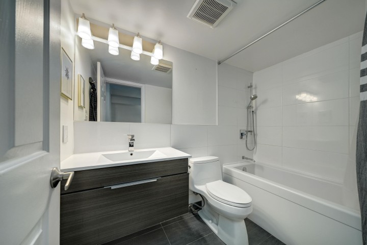 Photo 16 at 210 - 1099 E Broadway, Mount Pleasant VE, Vancouver East