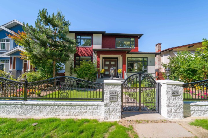 Photo 1 at 2277 E 28th Avenue, Victoria VE, Vancouver East