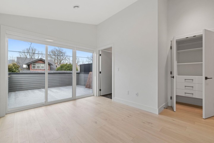 Photo 12 at 1 - 2539 Grant Avenue, Renfrew VE, Vancouver East