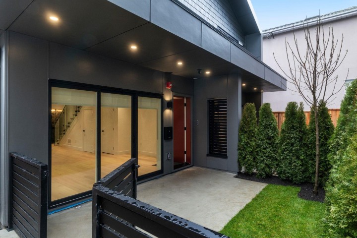 Photo 28 at 1 - 2539 Grant Avenue, Renfrew VE, Vancouver East