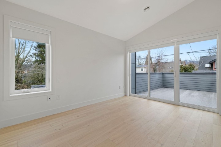 Photo 10 at 1 - 2539 Grant Avenue, Renfrew VE, Vancouver East