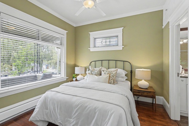 Photo 10 at 4072 Ontario Street, Main, Vancouver East