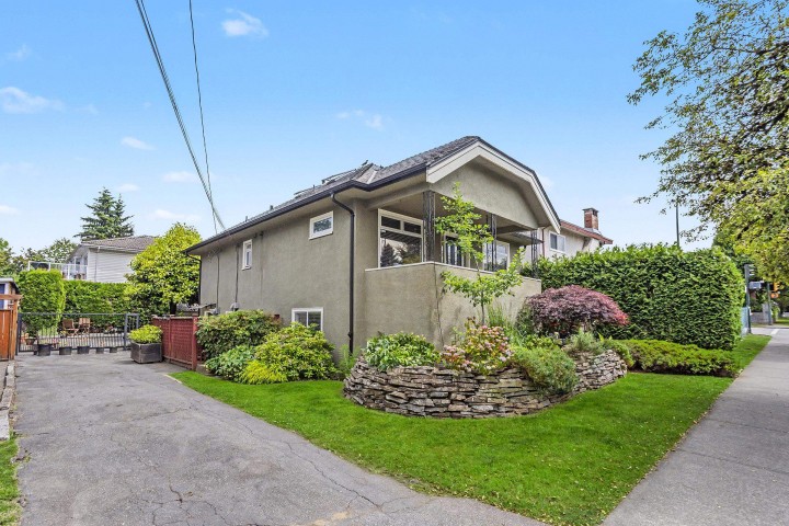 Photo 29 at 4072 Ontario Street, Main, Vancouver East