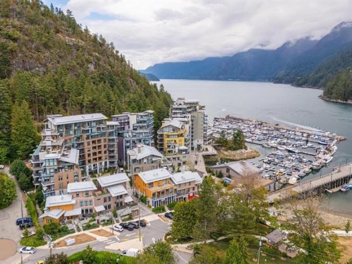 Photo 22 at 204 - 6699 Nelson Avenue, Horseshoe Bay WV, West Vancouver