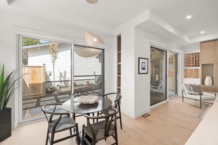 Photo 8 at 2 - 625 E 24th Avenue, Fraser VE, Vancouver East