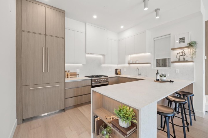Photo 12 at 1 - 625 E 24th Avenue, Fraser VE, Vancouver East