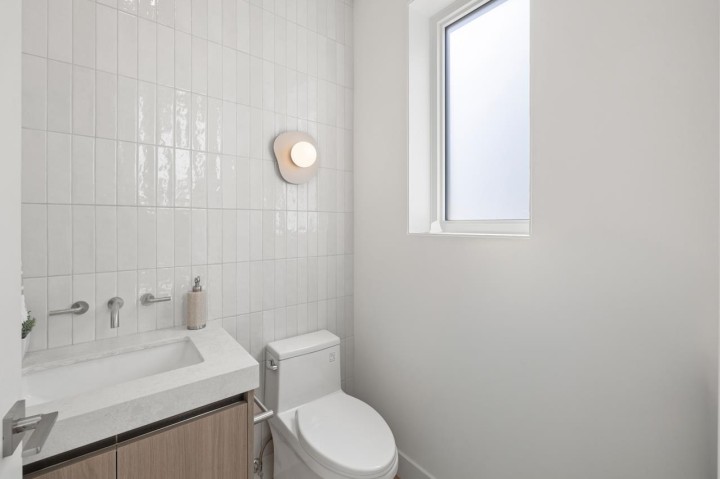 Photo 15 at 1 - 625 E 24th Avenue, Fraser VE, Vancouver East