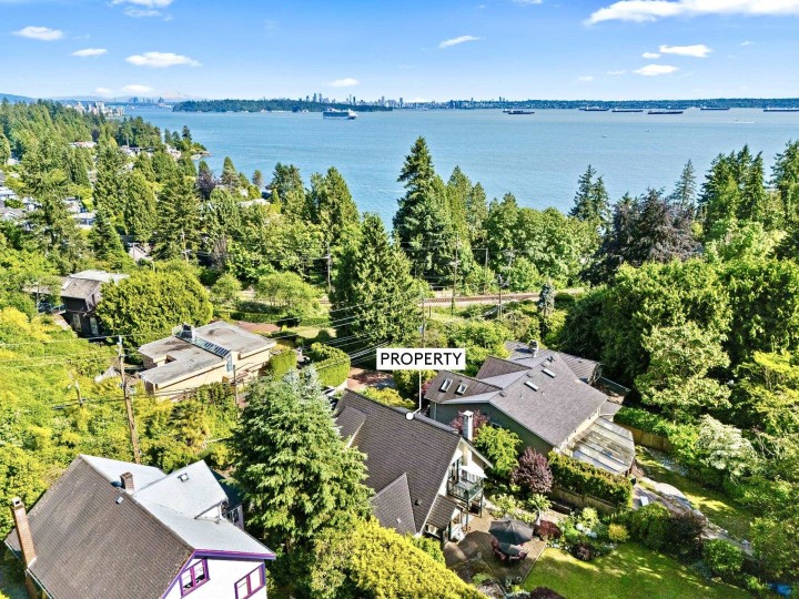 Photo 2 at 445 N Oxley Street, West Bay, West Vancouver