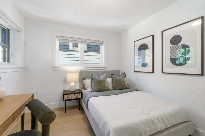 Photo 13 at 1 - 550 Kaslo Street, Renfrew VE, Vancouver East