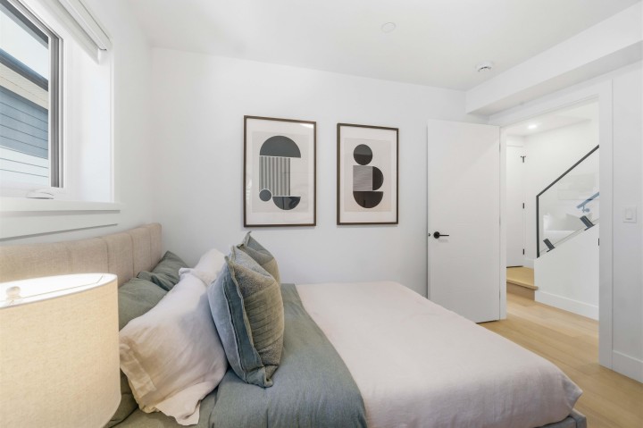 Photo 14 at 1 - 550 Kaslo Street, Renfrew VE, Vancouver East