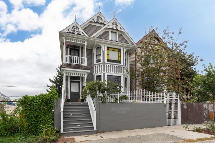 Photo 19 at 1 - 451 E Pender Street, Strathcona, Vancouver East