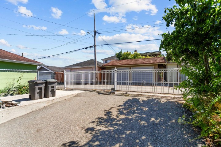 Photo 24 at 2986 E 3rd Avenue, Vancouver East