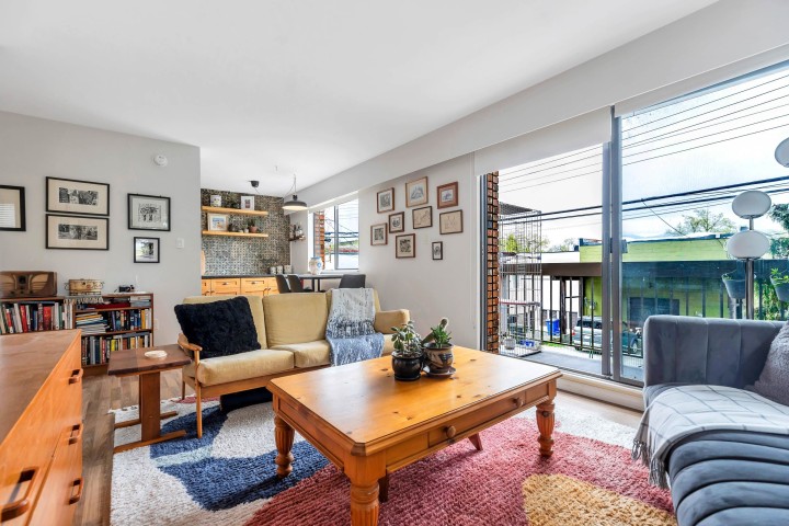 Photo 11 at 207 - 2080 Maple Street, Kitsilano, Vancouver West