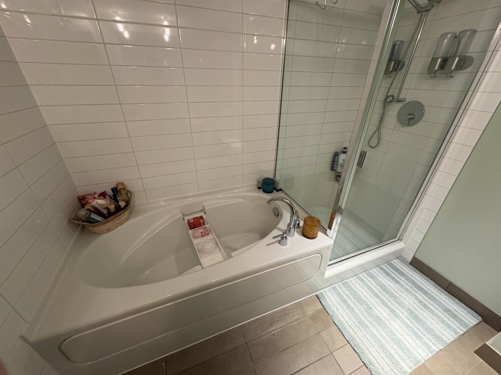 Photo 4 at 1106 - 980 Cooperage Way, Yaletown, Vancouver West