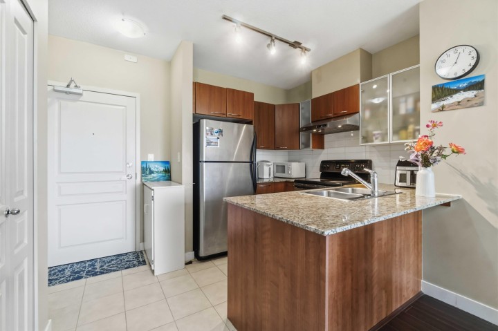 Photo 10 at 424 - 4078 Knight Street, Knight, Vancouver East