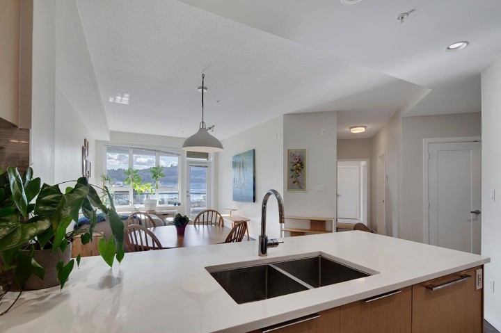Photo 11 at 207 - 3825 Cates Landing Way, Roche Point, North Vancouver