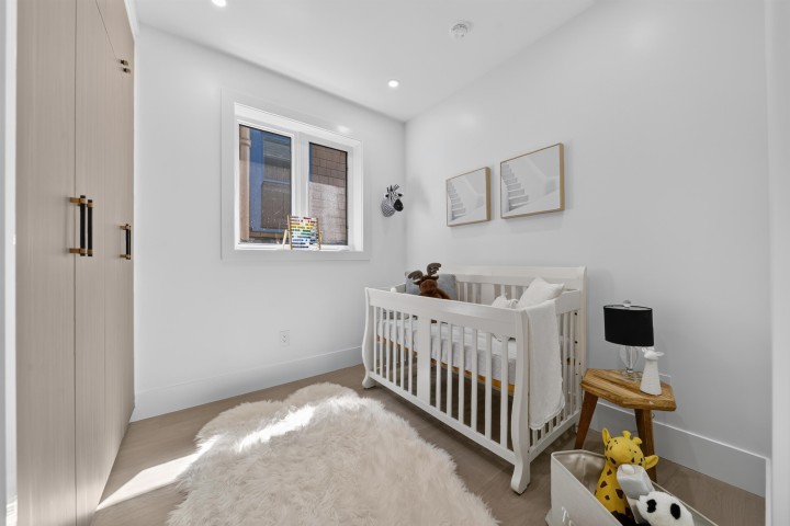 Photo 10 at 1 - 847 E 10th Avenue, Mount Pleasant VE, Vancouver East
