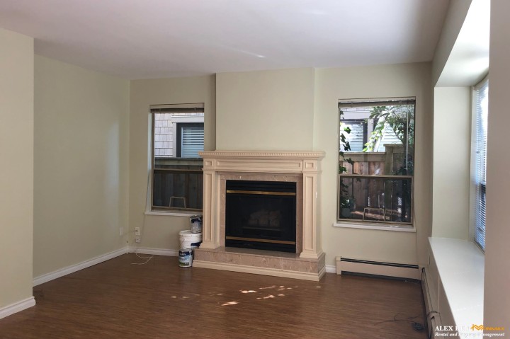 Photo 4 at 4396 W 11th Avenue, Point Grey, Vancouver West