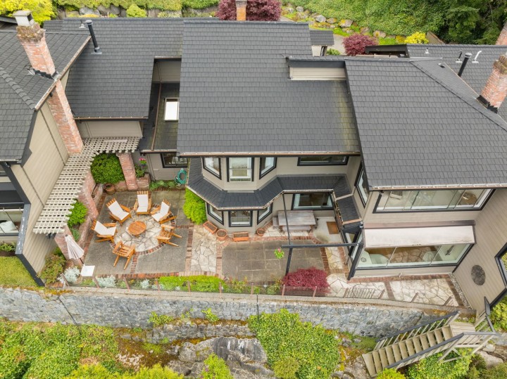 Photo 36 at 5207 Aspen Drive, Upper Caulfeild, West Vancouver