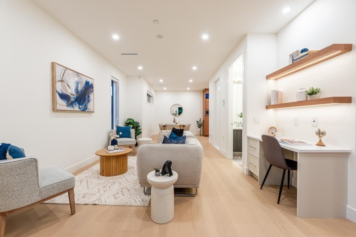 Photo 9 at 1 - 1845 E 51st Avenue, Killarney VE, Vancouver East