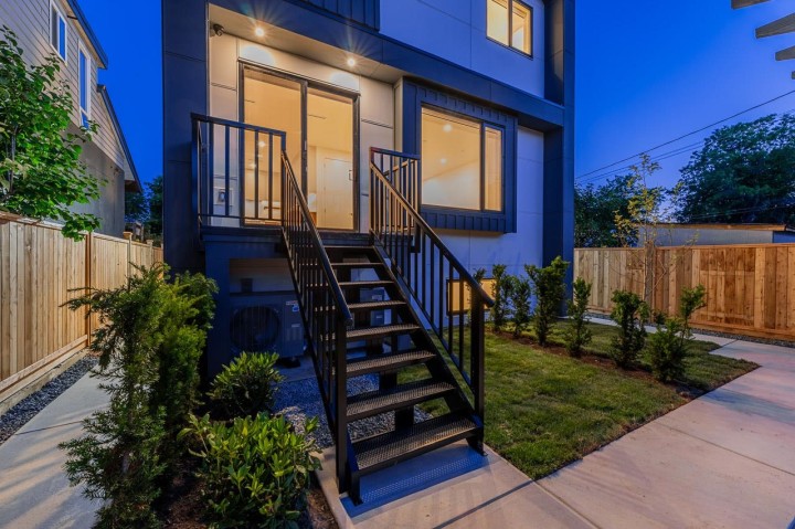 Photo 34 at 1 - 1845 E 51st Avenue, Killarney VE, Vancouver East