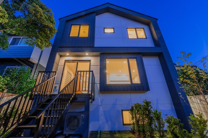 Photo 35 at 1 - 1845 E 51st Avenue, Killarney VE, Vancouver East