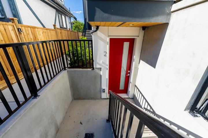 Photo 3 at 2 - 1845 E 51st Avenue, Killarney VE, Vancouver East