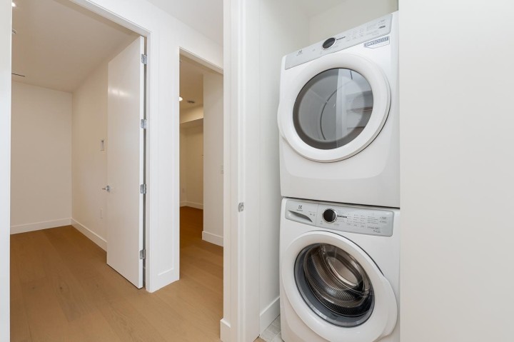Photo 32 at 2 - 1845 E 51st Avenue, Killarney VE, Vancouver East