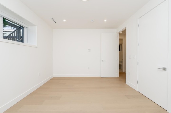 Photo 24 at 2 - 1845 E 51st Avenue, Killarney VE, Vancouver East