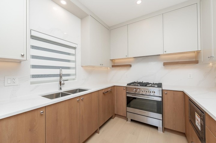 Photo 16 at 3 - 1845 E 51st Avenue, Killarney VE, Vancouver East