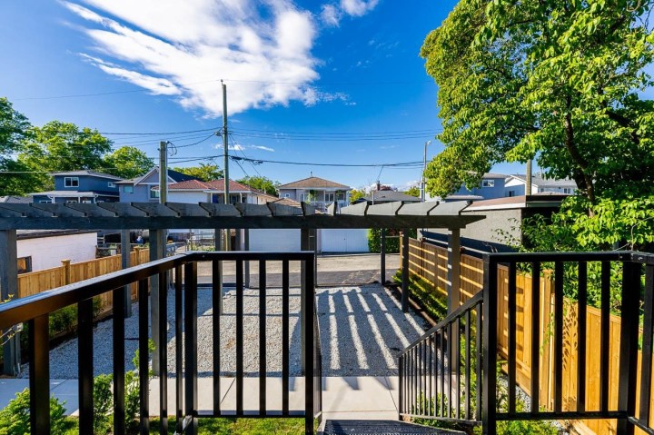 Photo 22 at 3 - 1845 E 51st Avenue, Killarney VE, Vancouver East