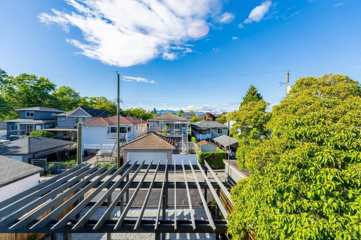 Photo 32 at 3 - 1845 E 51st Avenue, Killarney VE, Vancouver East
