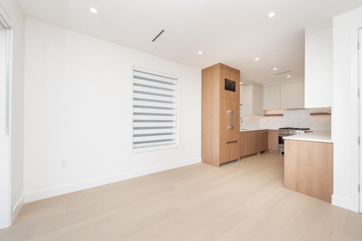 Photo 11 at 3 - 1845 E 51st Avenue, Killarney VE, Vancouver East