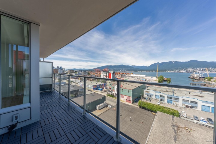 Photo 4 at 1004 - 933 E Hastings Street, Strathcona, Vancouver East