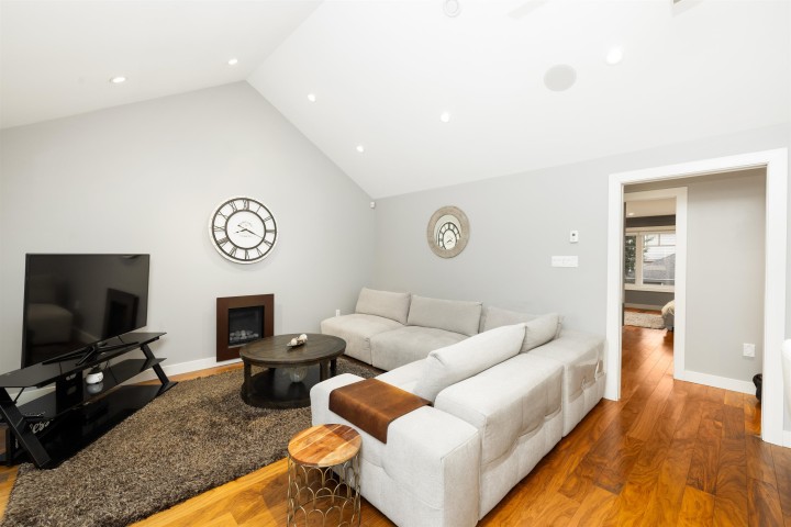 Photo 18 at 4786 Meadfeild Court, Caulfeild, West Vancouver