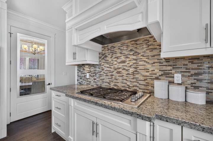 Photo 12 at 1010 E 55th Avenue, South Vancouver, Vancouver East