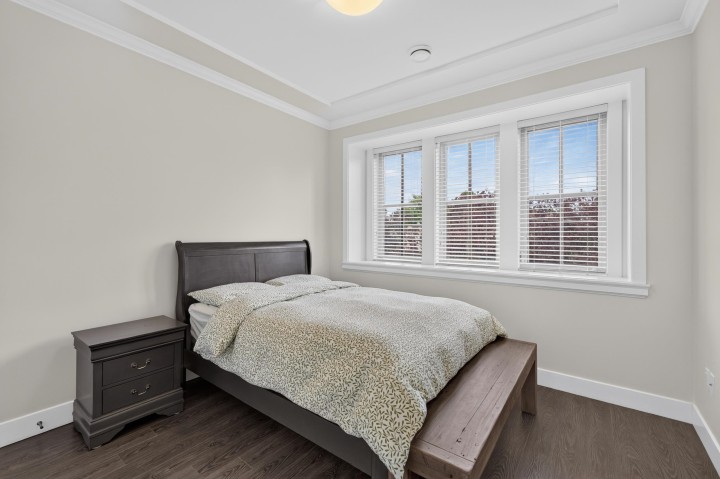 Photo 24 at 1010 E 55th Avenue, South Vancouver, Vancouver East