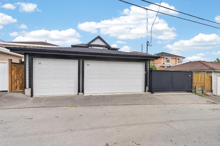 Photo 38 at 1010 E 55th Avenue, South Vancouver, Vancouver East