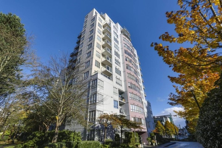 Photo 1 at 602 - 3455 Ascot Place, Collingwood VE, Vancouver East