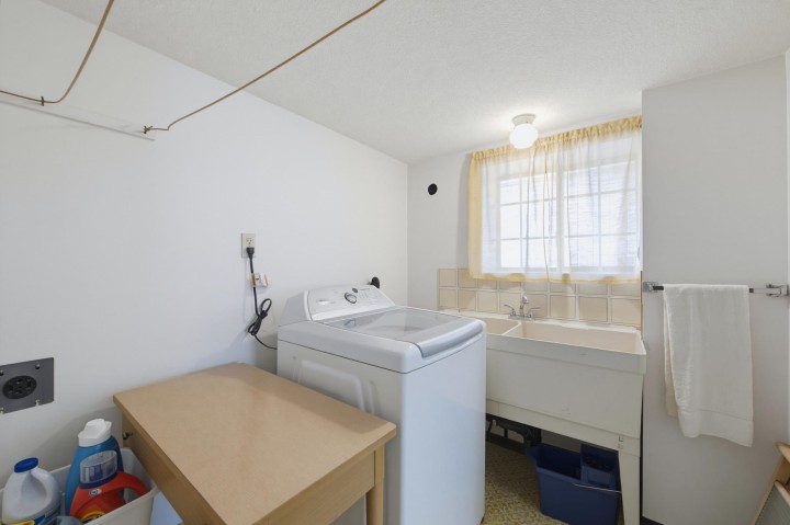 Photo 29 at 2546 Napier Street, Renfrew VE, Vancouver East