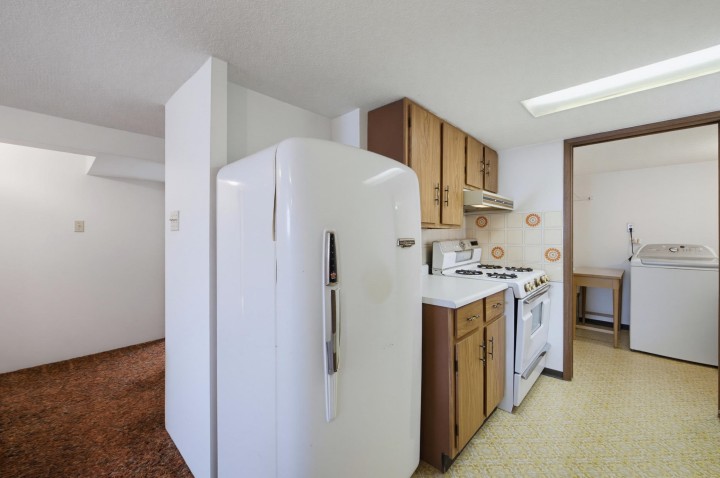 Photo 25 at 2546 Napier Street, Renfrew VE, Vancouver East