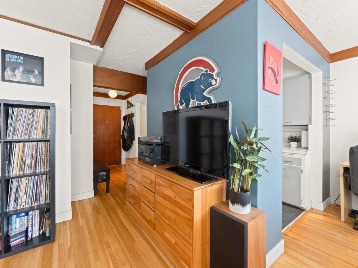 Photo 8 at 304 - 1975 Pendrell Street, West End VW, Vancouver West