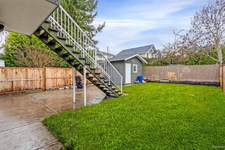 Photo 22 at 6167 Commercial Street, Killarney VE, Vancouver East