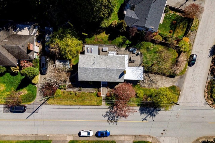 Photo 5 at 2094 Viewlynn Drive, Westlynn, North Vancouver
