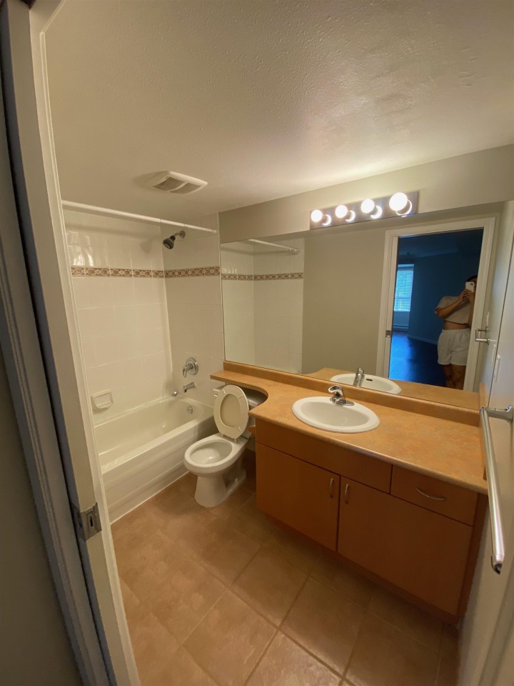 Photo 6 at 210 - 6991 Victoria Drive, Killarney VE, Vancouver East